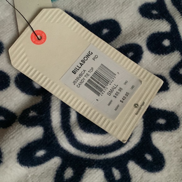 Billabong crop top - brand new - Picture 2 of 5